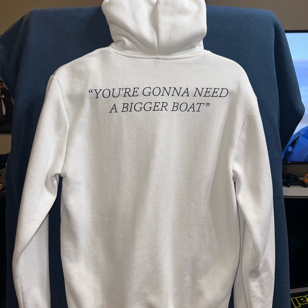 H&M Jaws Graphic White Hoodie - Picture 2 of 4